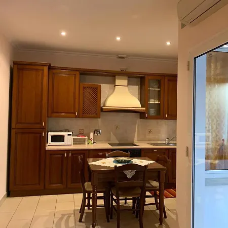Apartment 70m Dalla Spiaggia San Terenzo